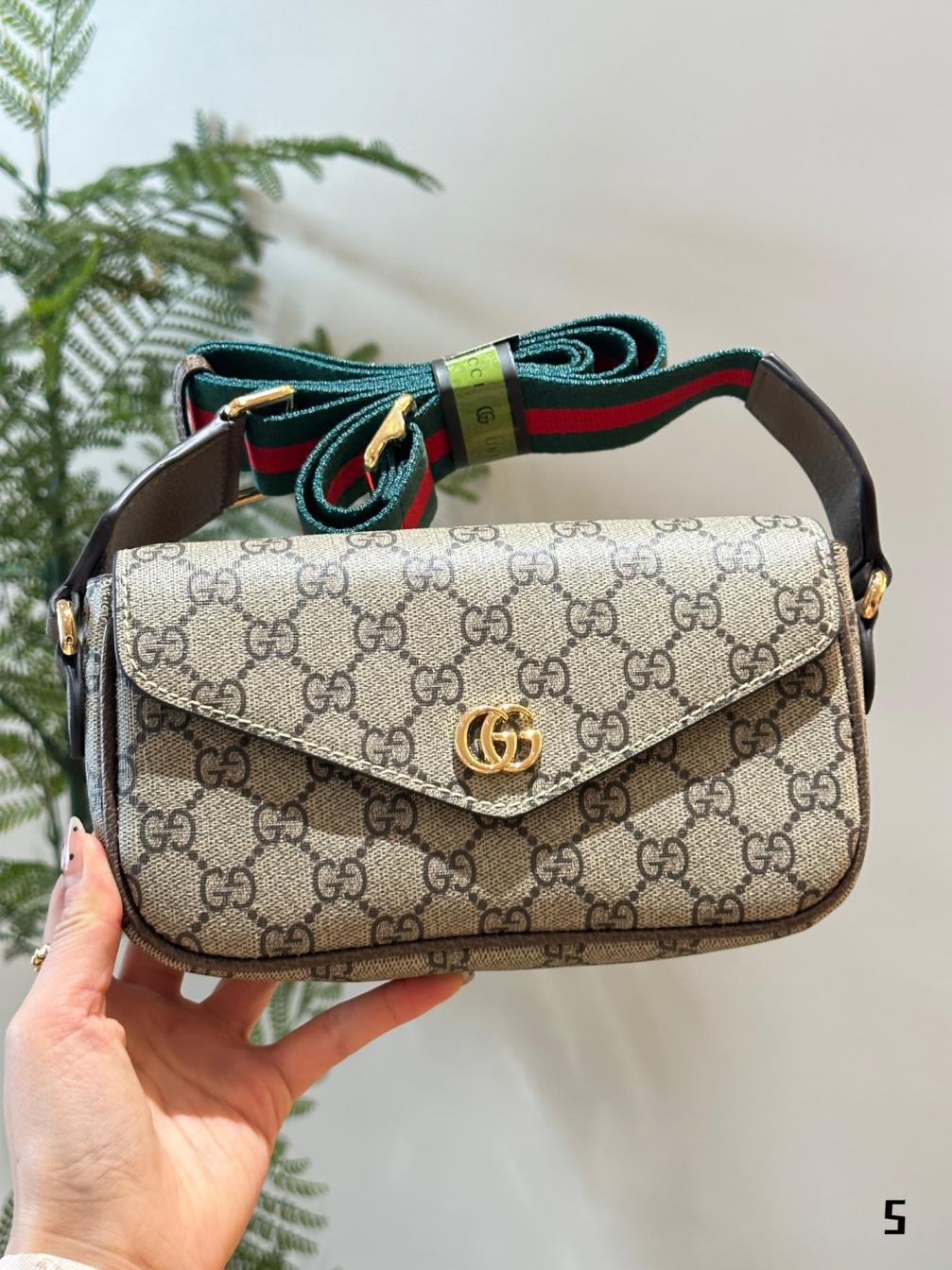 Gucci GG Ophidia Supreme bag 133545