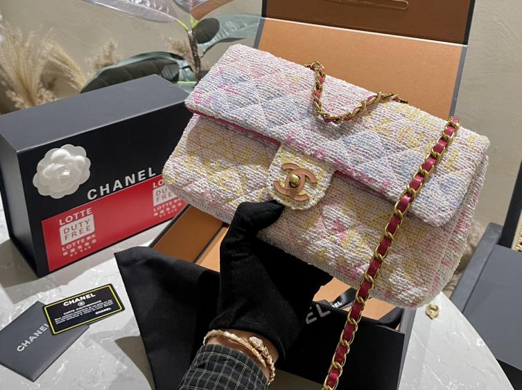 Chanel CF Bag 20/25cm 133588