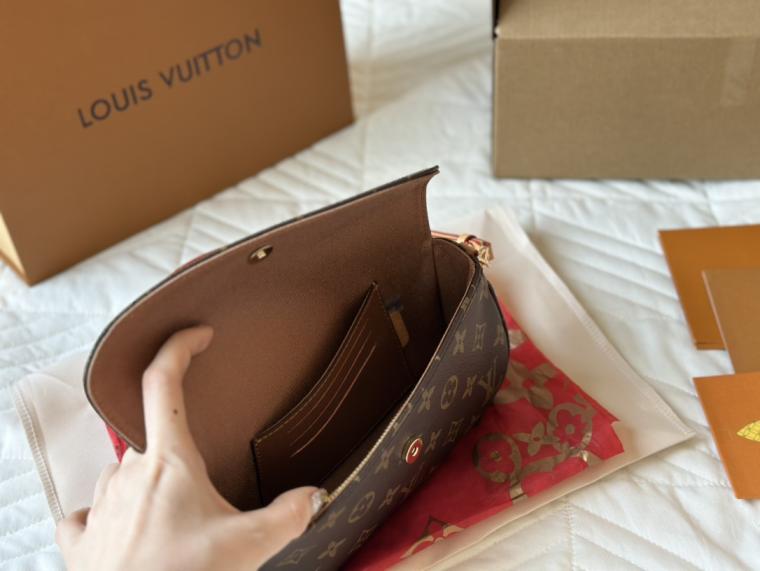 LV Louis vuitton ivy woc bag 133594