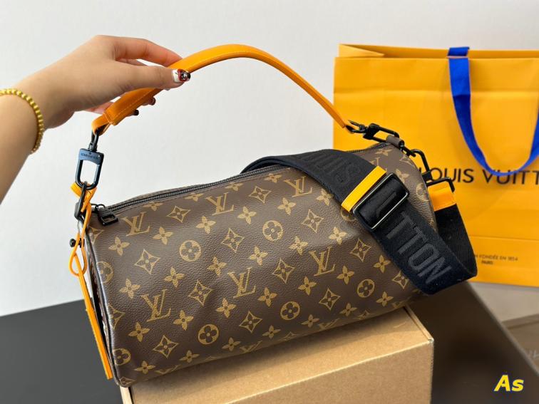 LV Men Soft Polochon Monogram Macassar bag 133605