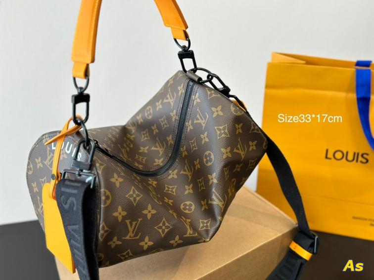 LV Men Soft Polochon Monogram Macassar bag 133605
