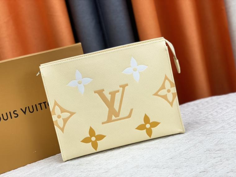 LV cosmetic bag M61692 M47542