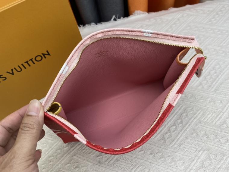 LV cosmetic bag M61692 M47542