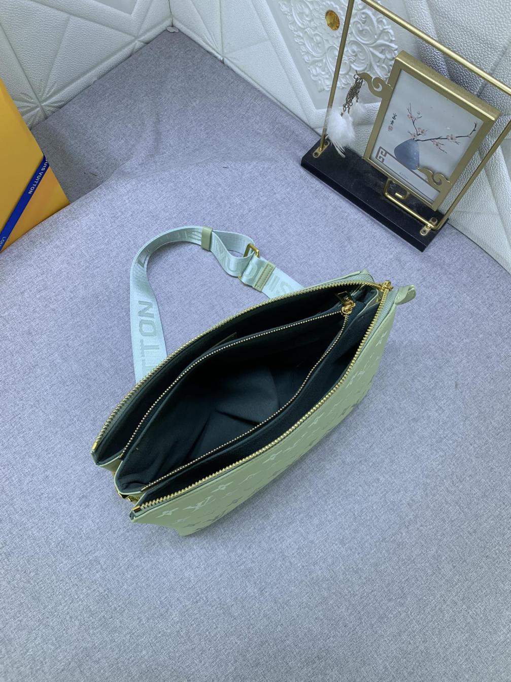 LV Louis vuitton Coussin Monogram bag