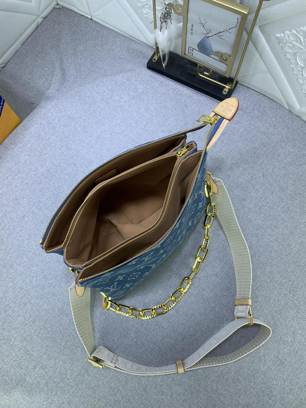 LV Louis vuitton Coussin Monogram bag