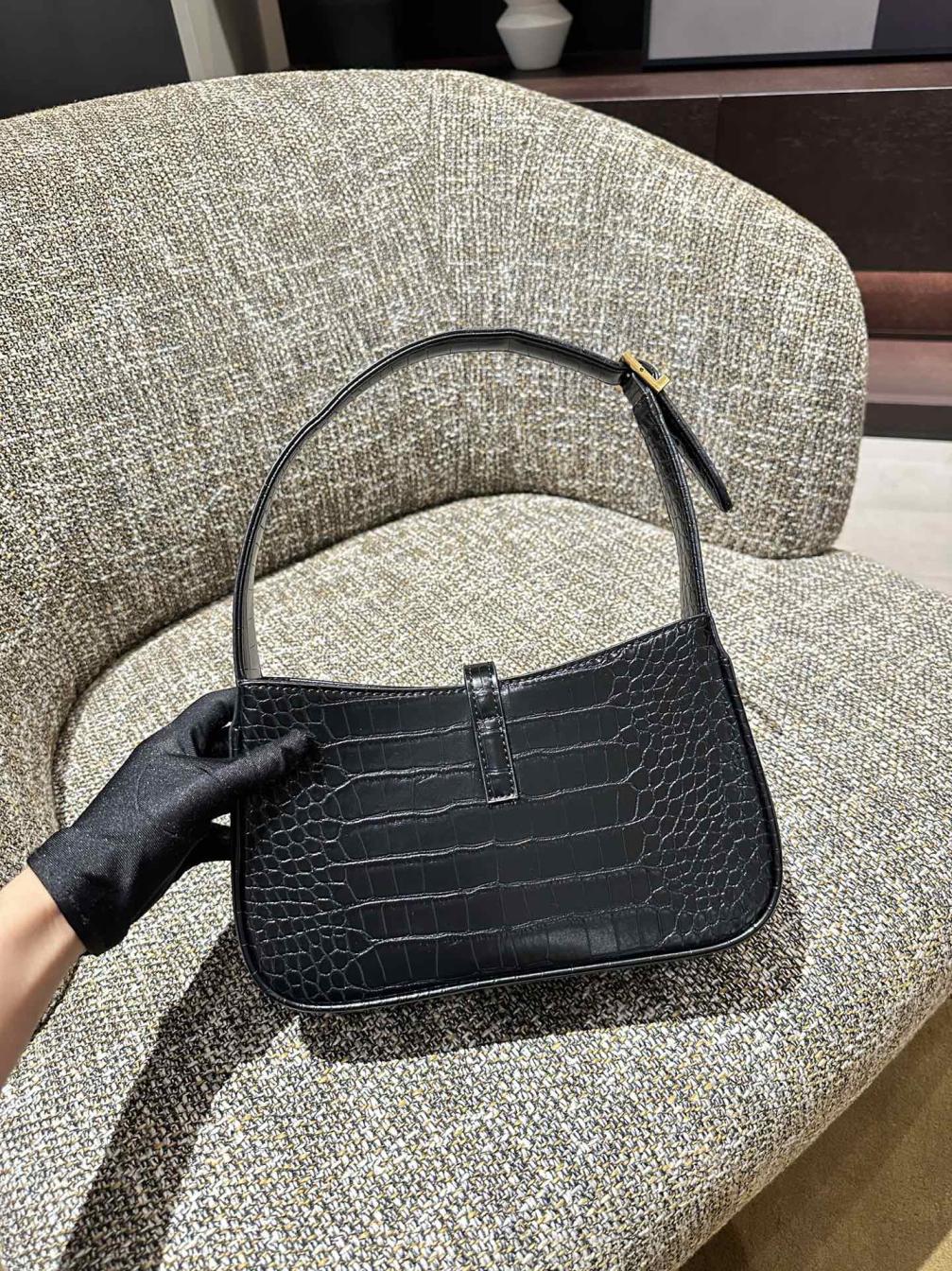 YSL Le5a 7 BAG 133768