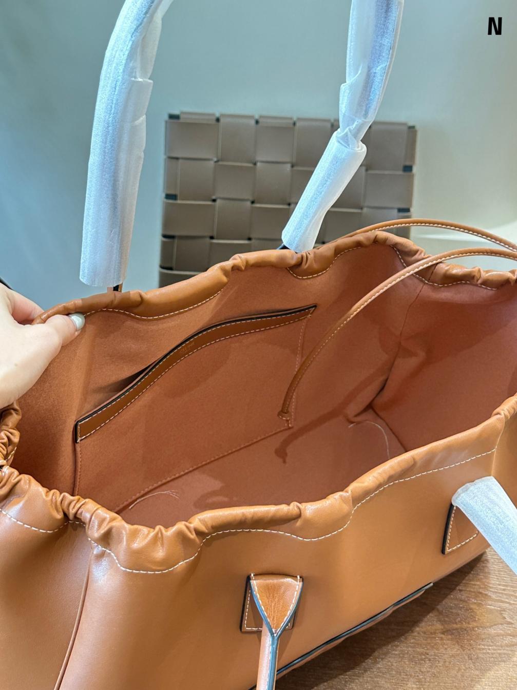 Celine cowskin 42cm tote bag 133763