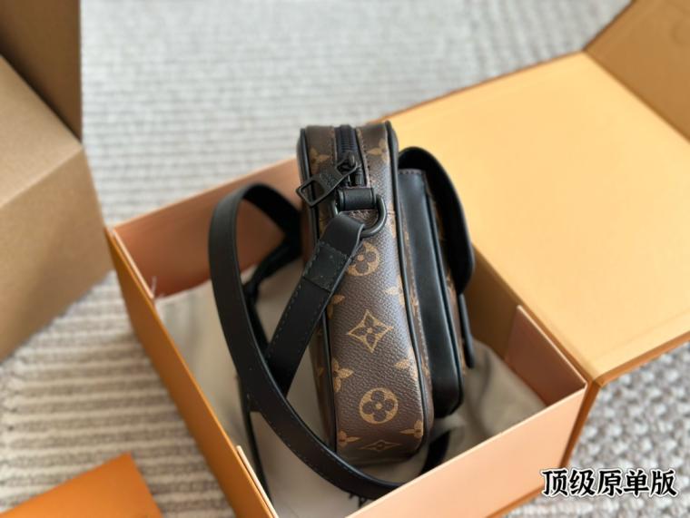 LV Vintage monogram Camera bag 133794