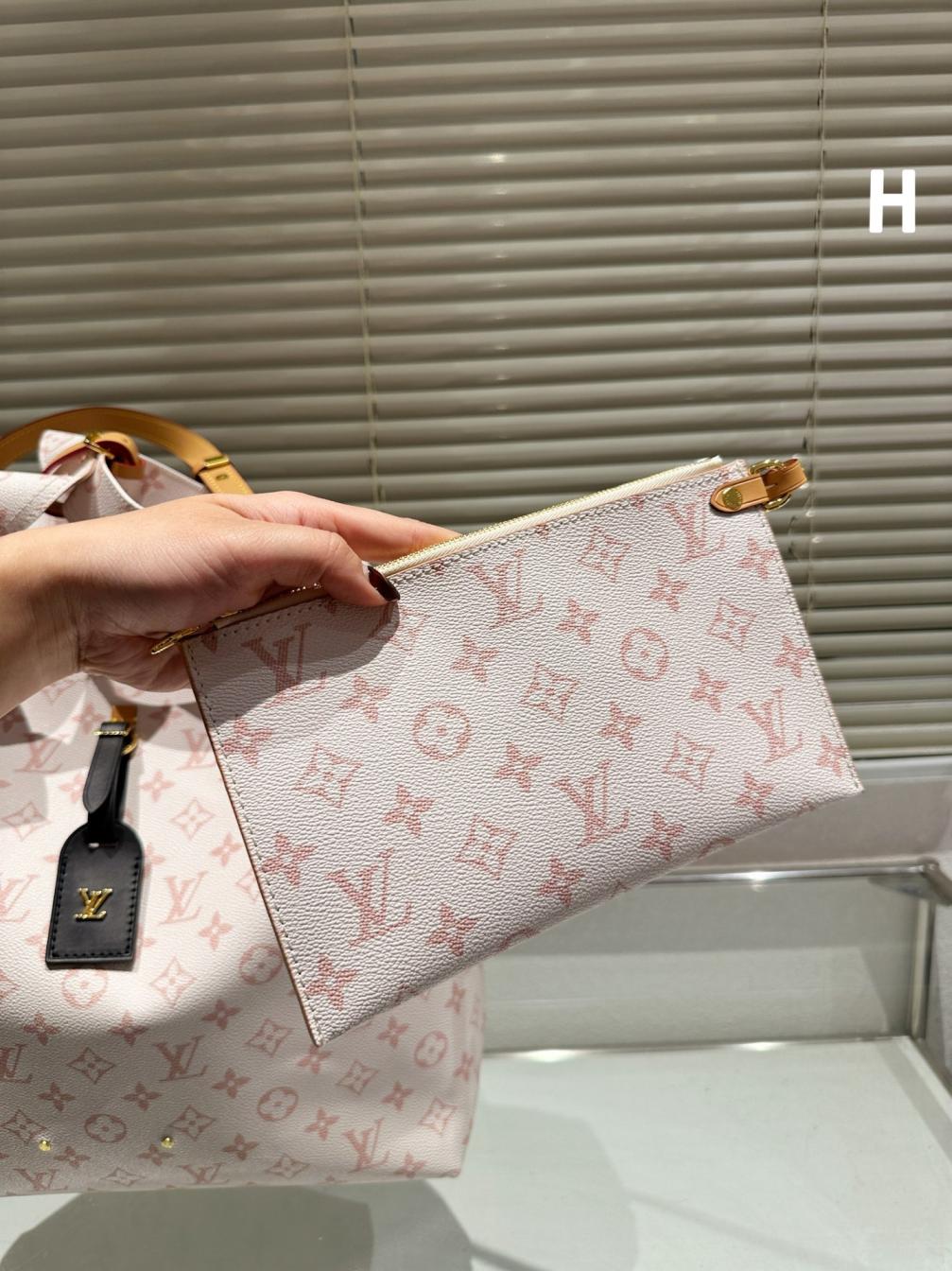 LV Louis vuitton large tote bag 133827