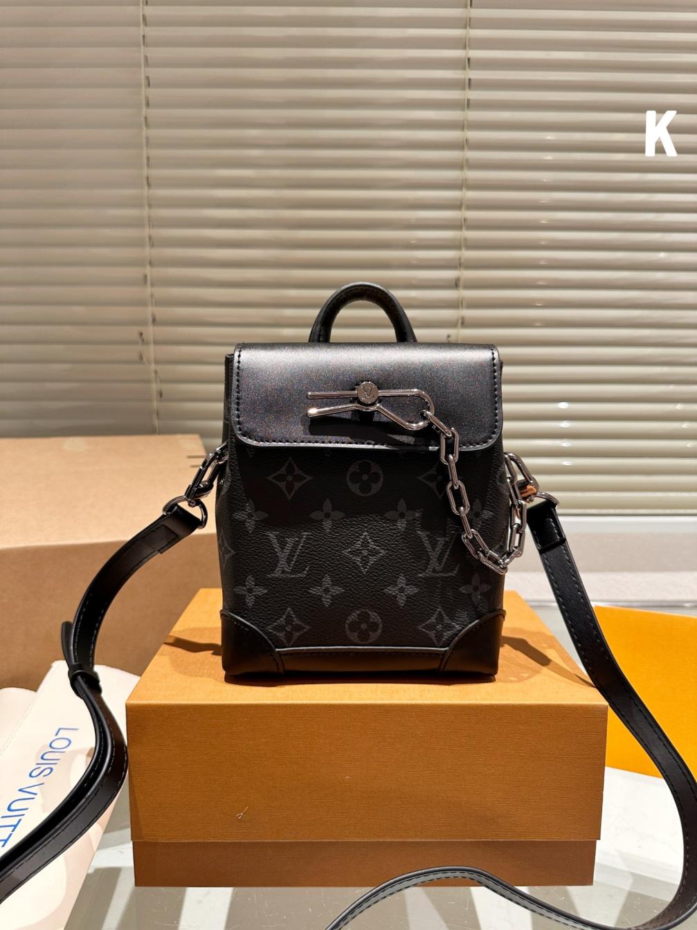 LV Louis Vuitton MONOGRAM Bag 133813