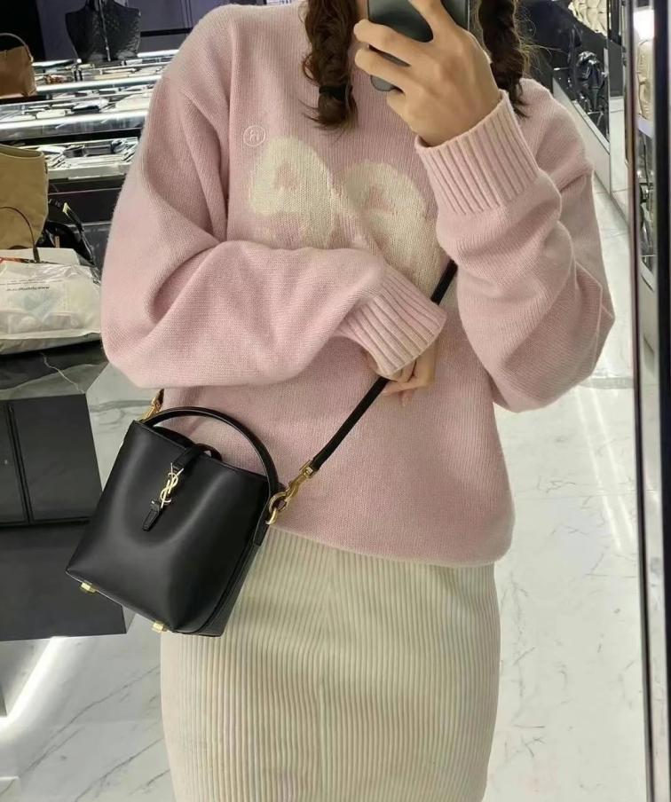 YSL Hobo bucket bag 133980