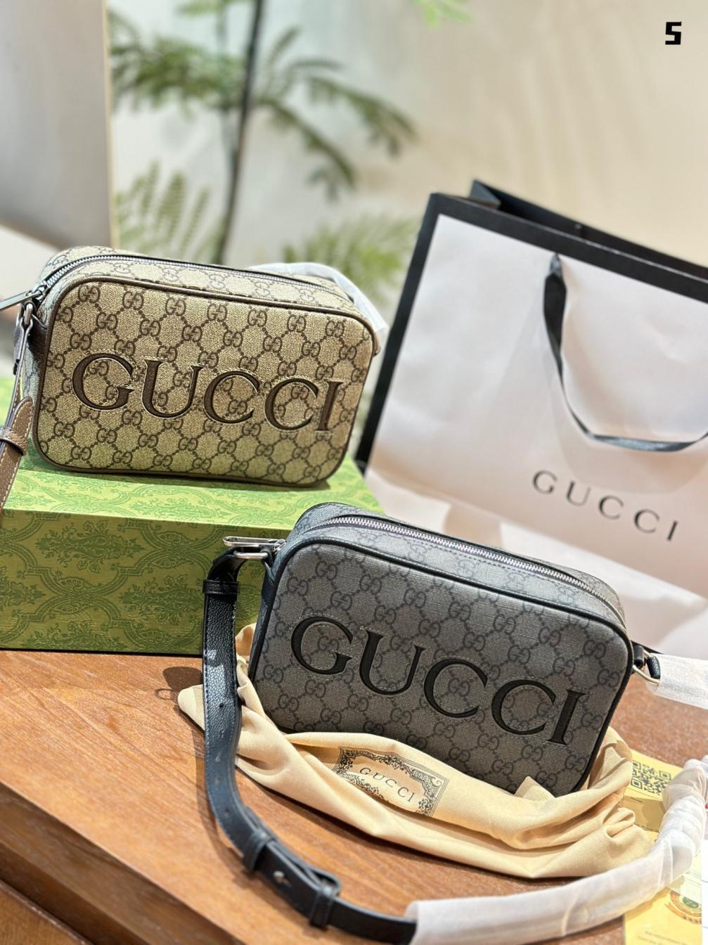 Gucci cowskin Retro bag 133964