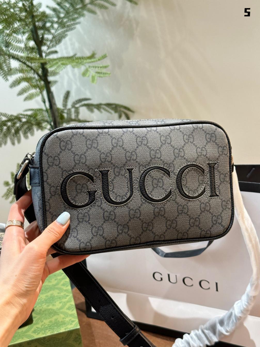 Gucci cowskin Retro bag 133964