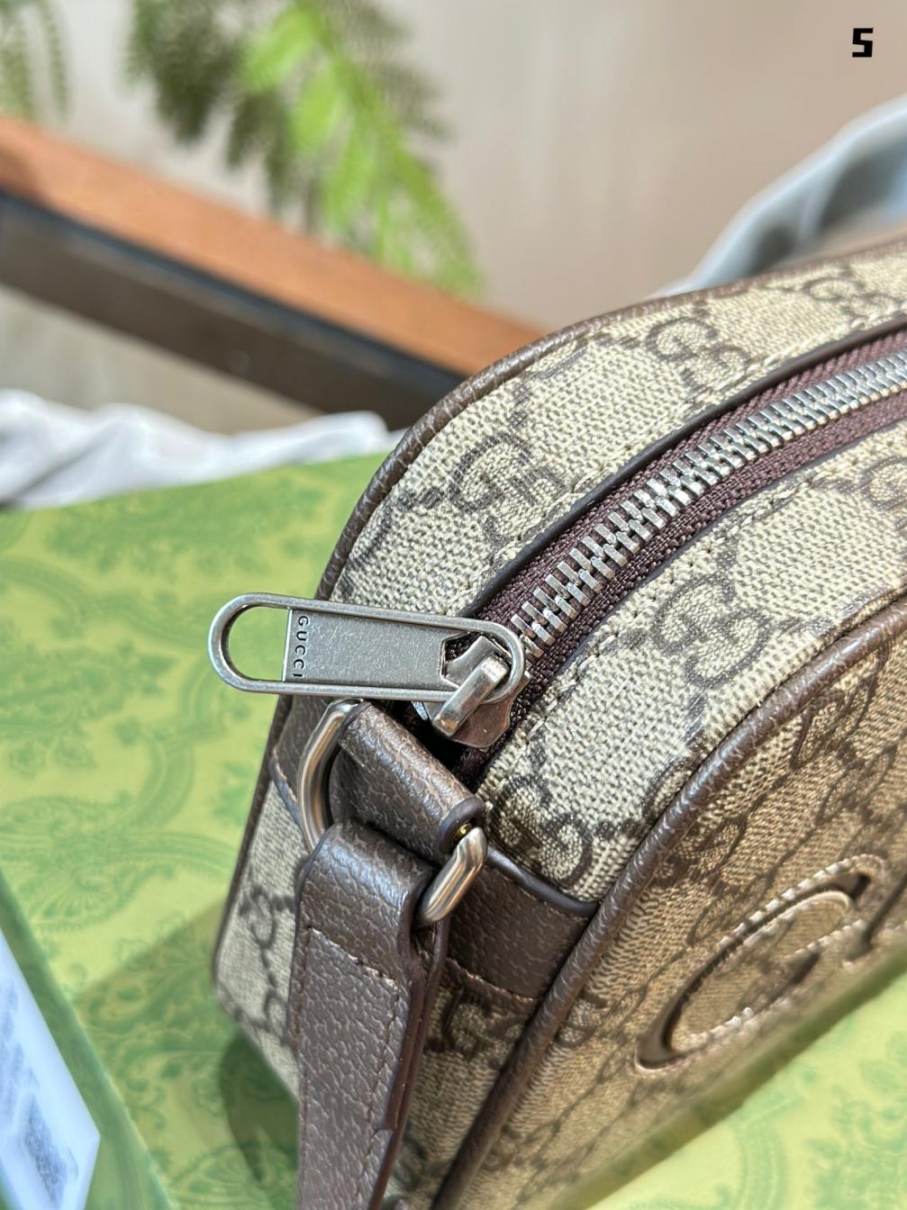 Gucci cowskin Retro bag 133964