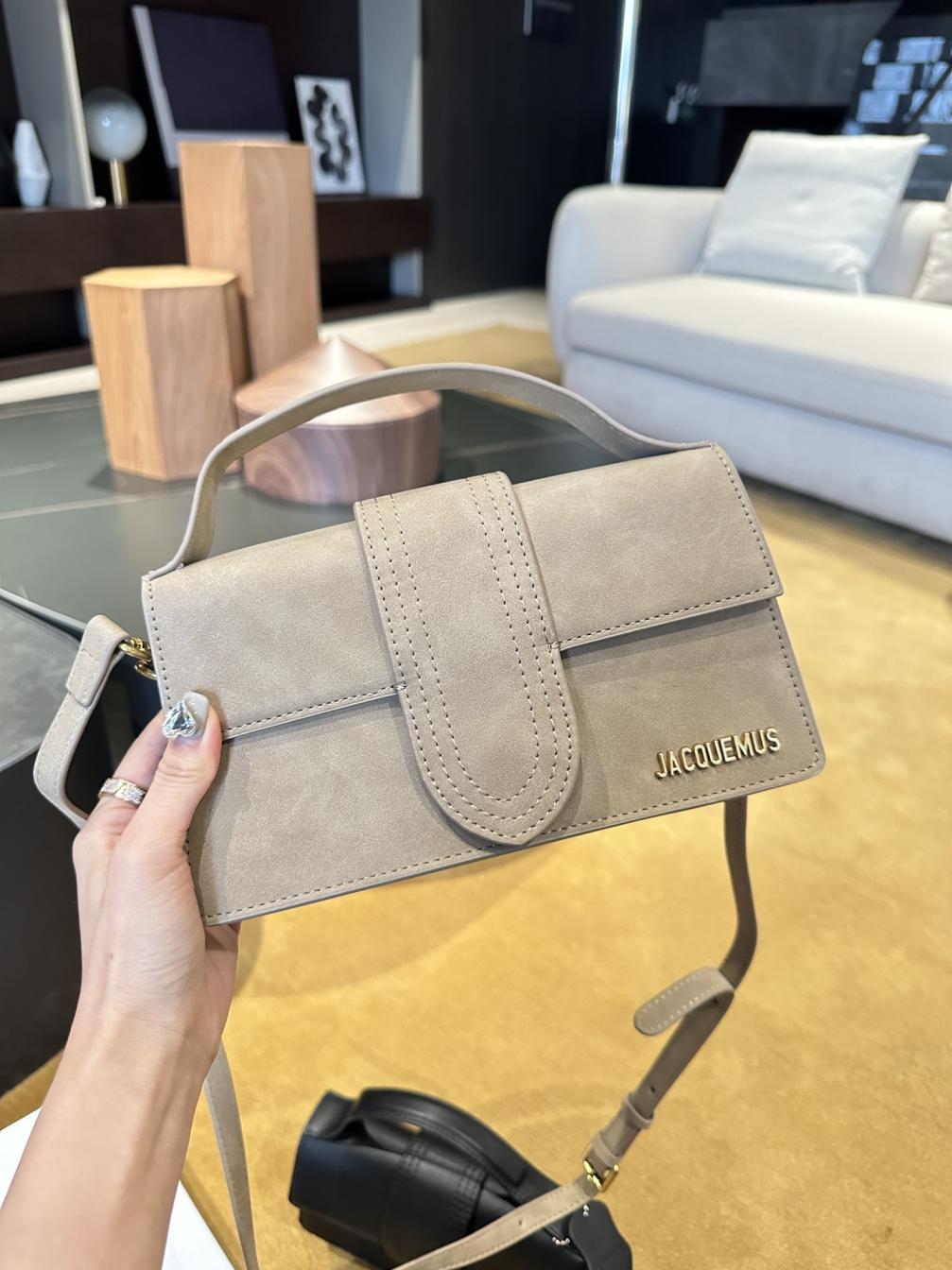 JACQUEMUS Handbag 22cm 133989