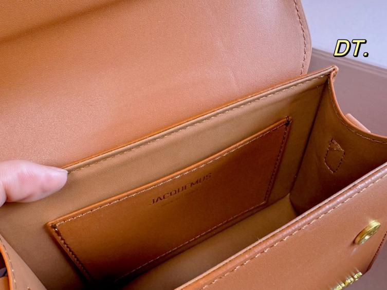 JACQUEMUS Handbag 133987