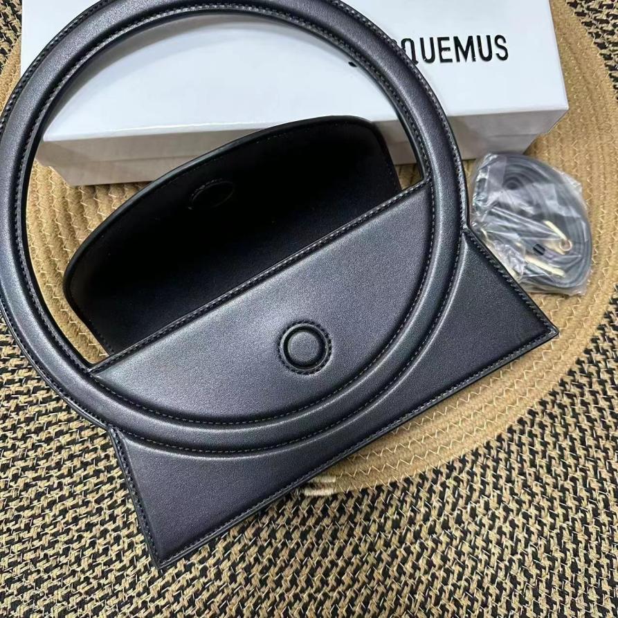 JACQUEMUS annulus circle Handbag
