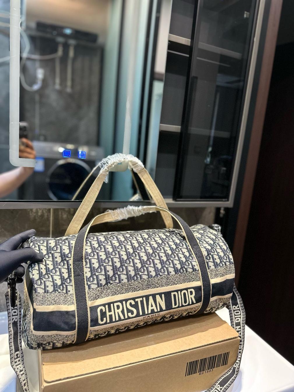 Dior Motion travel bag