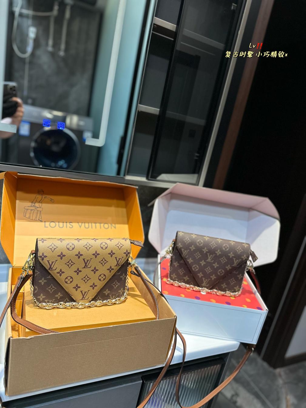LV Louis vuitton monogram bag