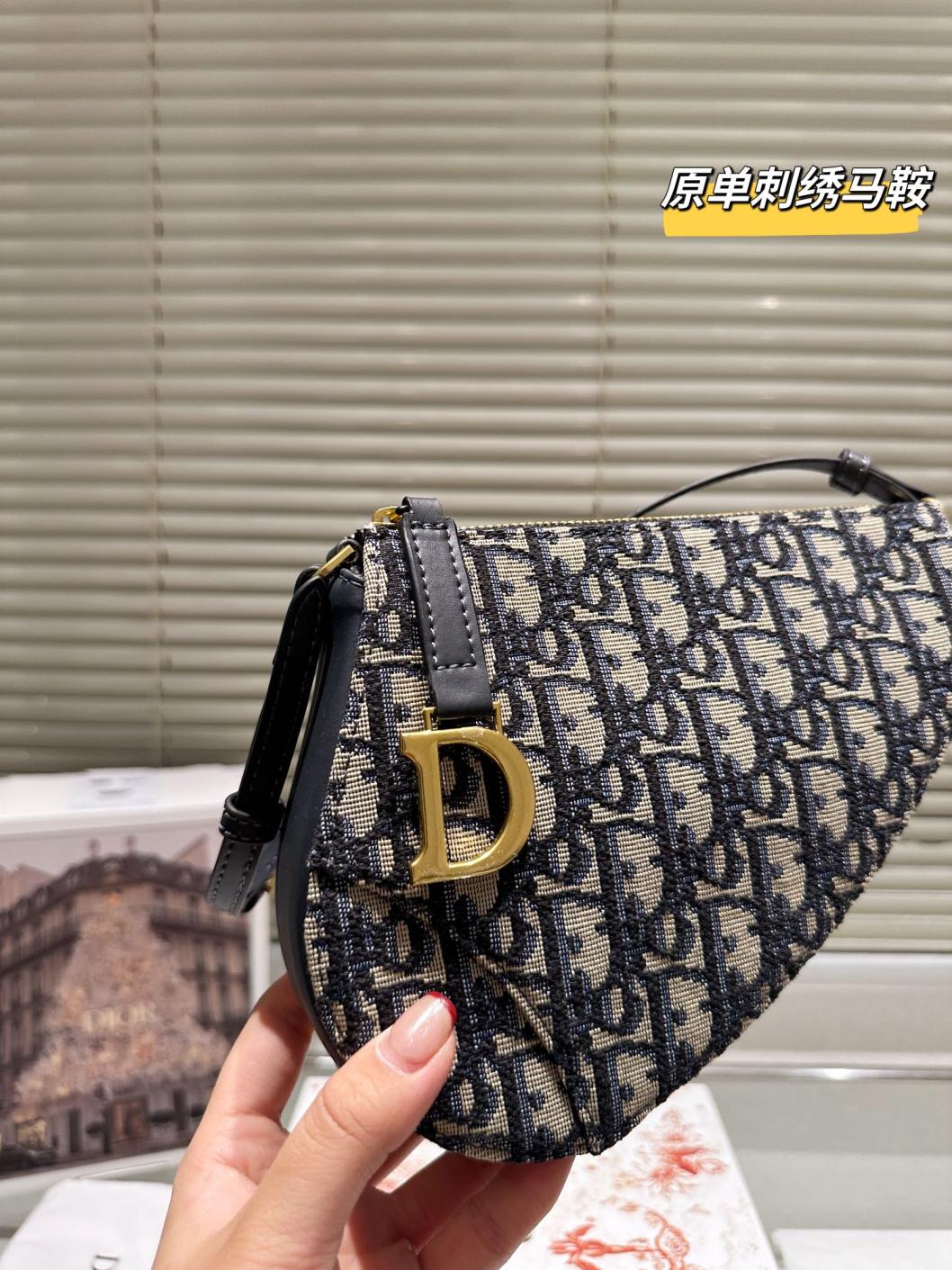 Dior saddle bag 134196