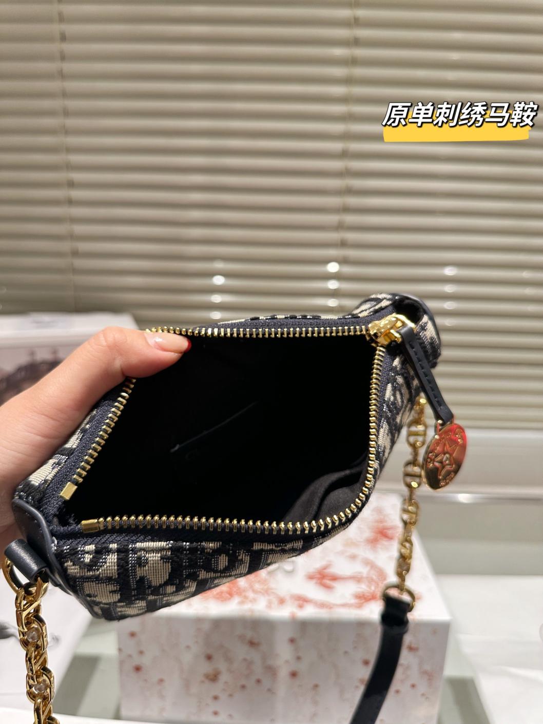 Dior Nomad hand bag 134192