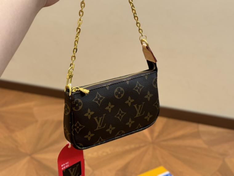 LV POCHETTE cowskin leather monogram bag