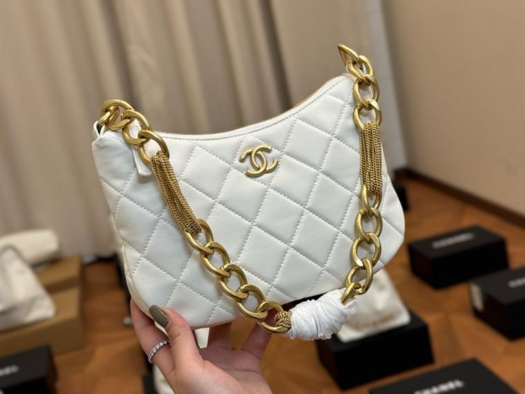 Chanel lambskin leather hobo bag
