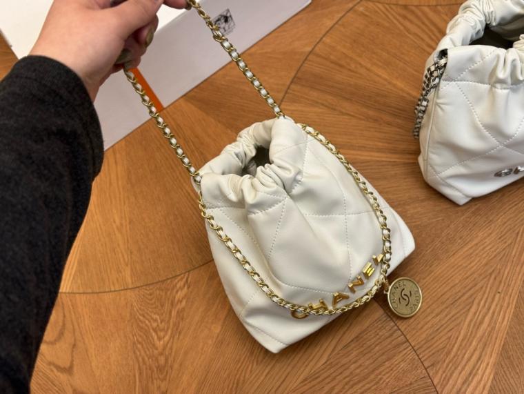 Chanel white mini 22bag  134408