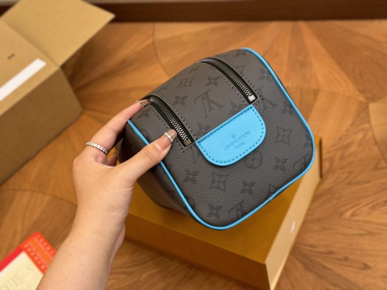 LV Louis vuitton blue cosmetic bag 134414