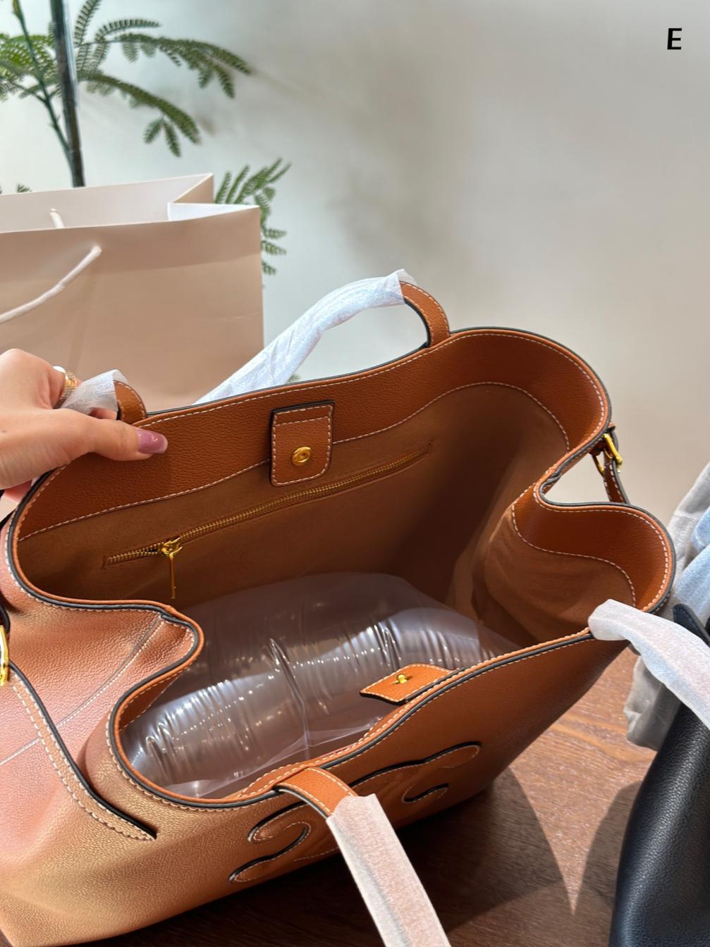 CELINE CABAS ANAIS cowskin leather tote bag