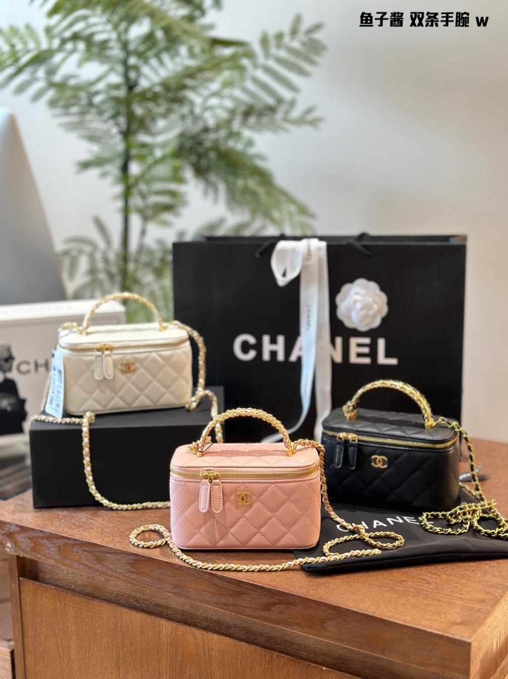 2024cc Chanel Lambskin handbag cosmetic bag