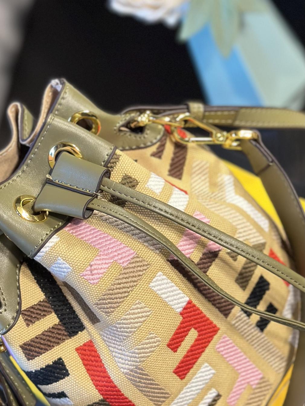 Fendi Mon Tresor bucket handbag