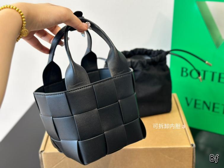 BV Bottega Veneta handbag