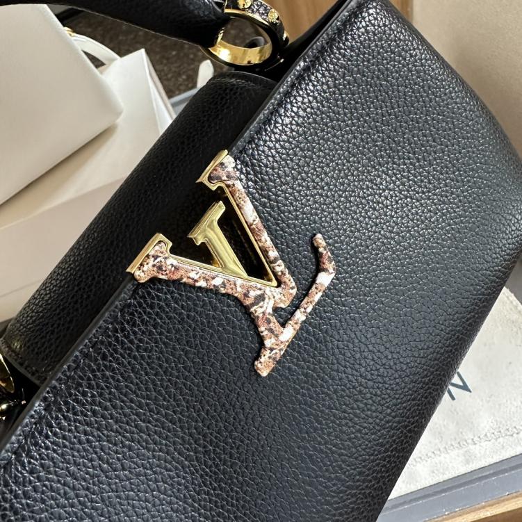 LV Capucines handbag