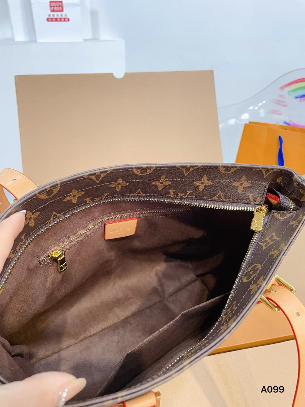 LV vivian Retiro Vintage handbag