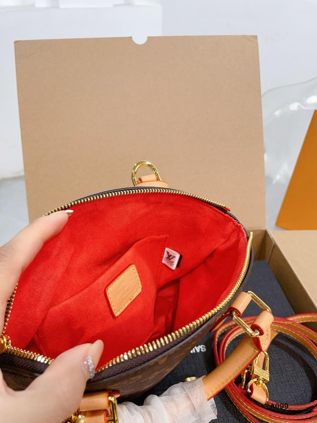 LV louis vuitton monogram handbag(Small)
