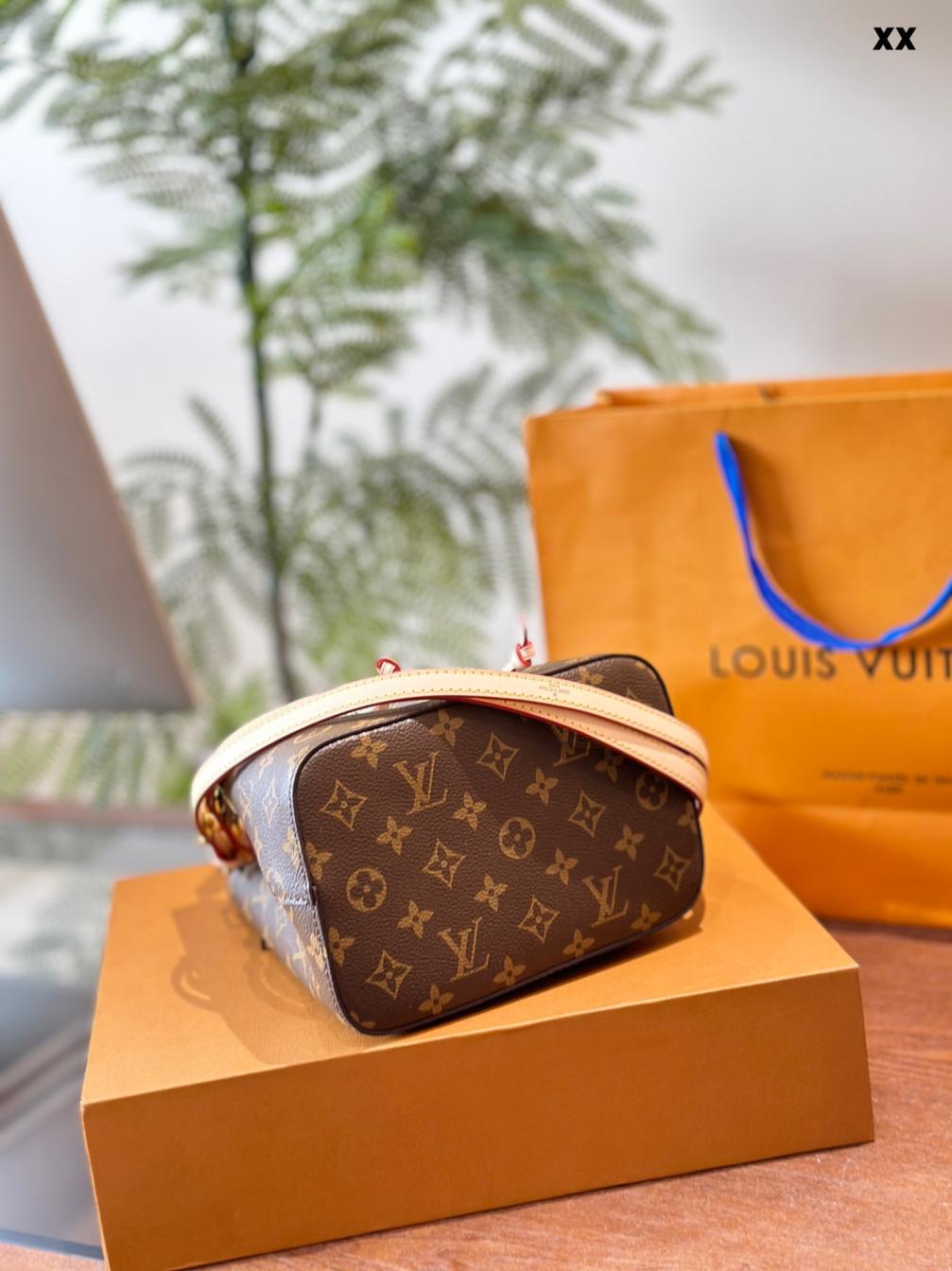 LV Bucket NeoNoe BB handbag M46581