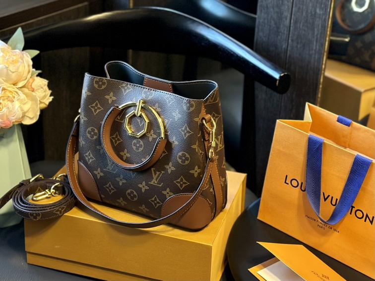 LV Vintage Monogram handbag