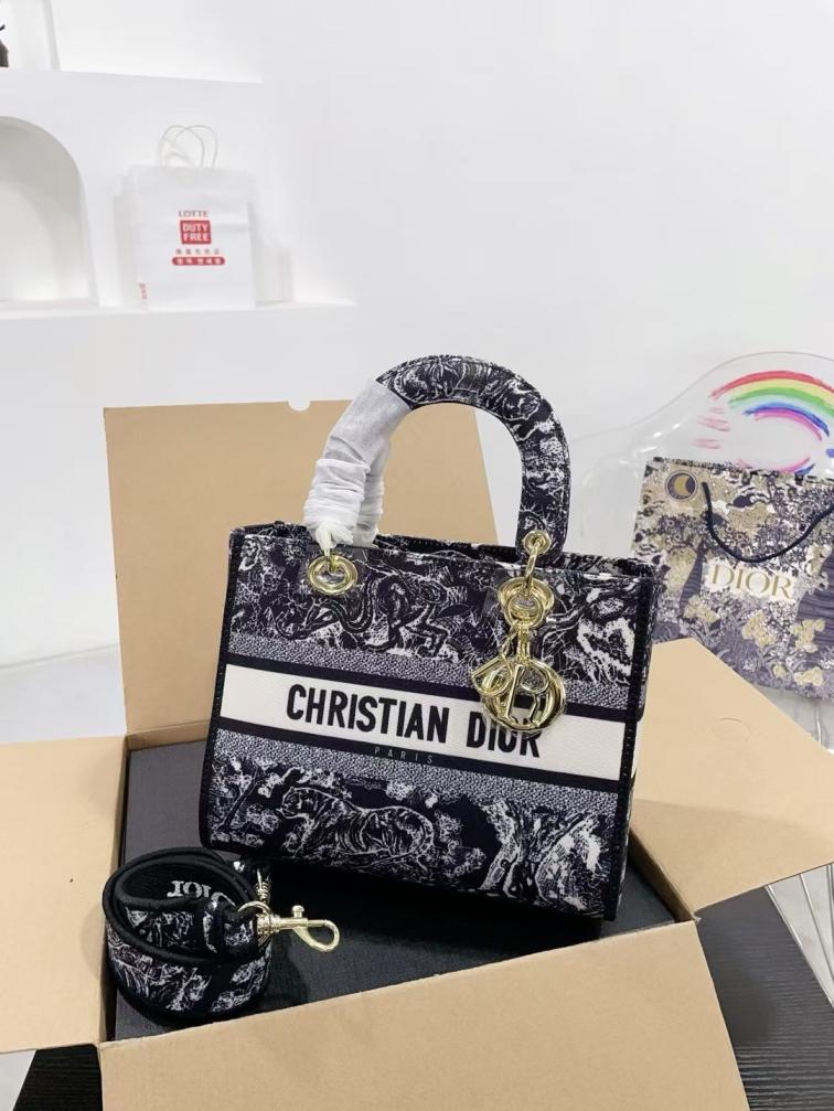 Dior lady classic handbag