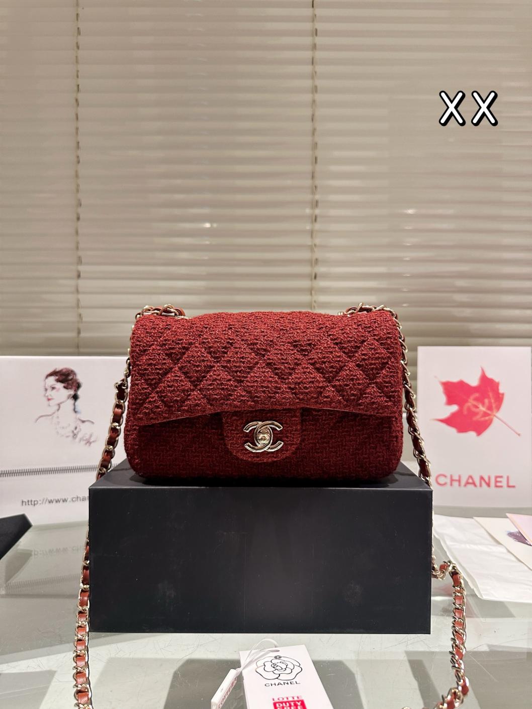Chanel CF Christmas woolen box bag