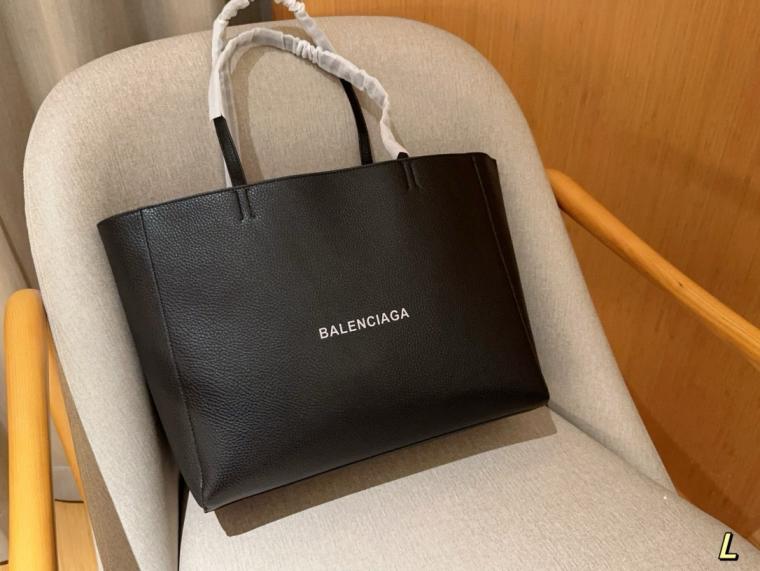 Balenciaga tote handbag 135479