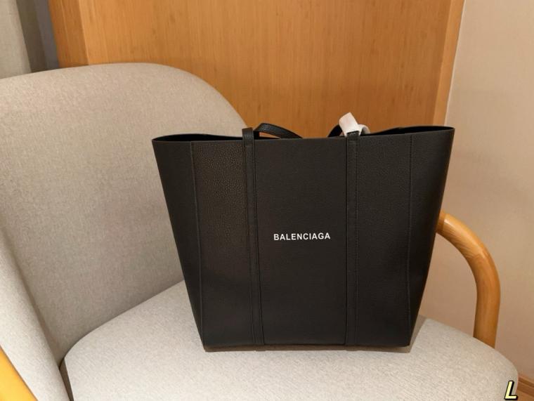 Balenciaga tote handbag 135480