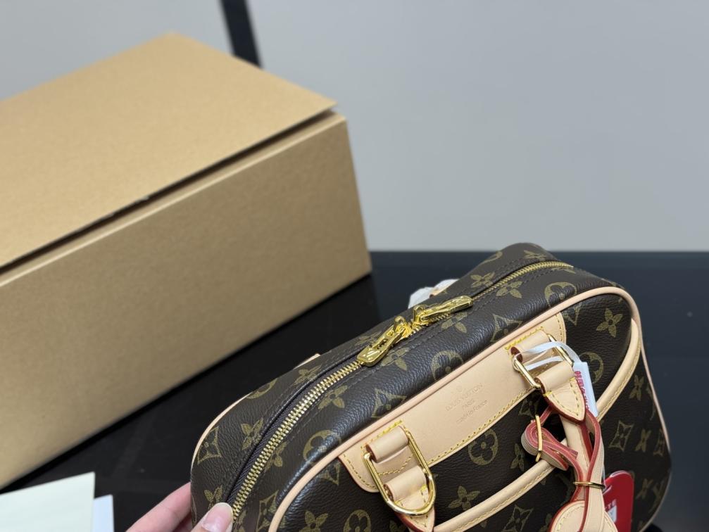 LV Vintage monogram handbag