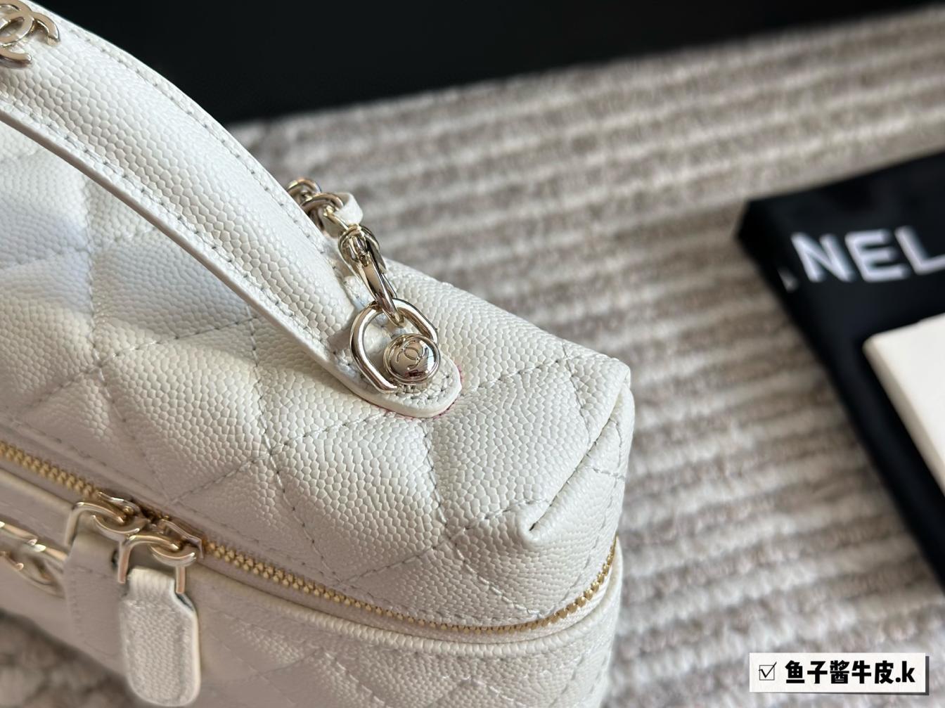 Chanel 25c Ip box bag