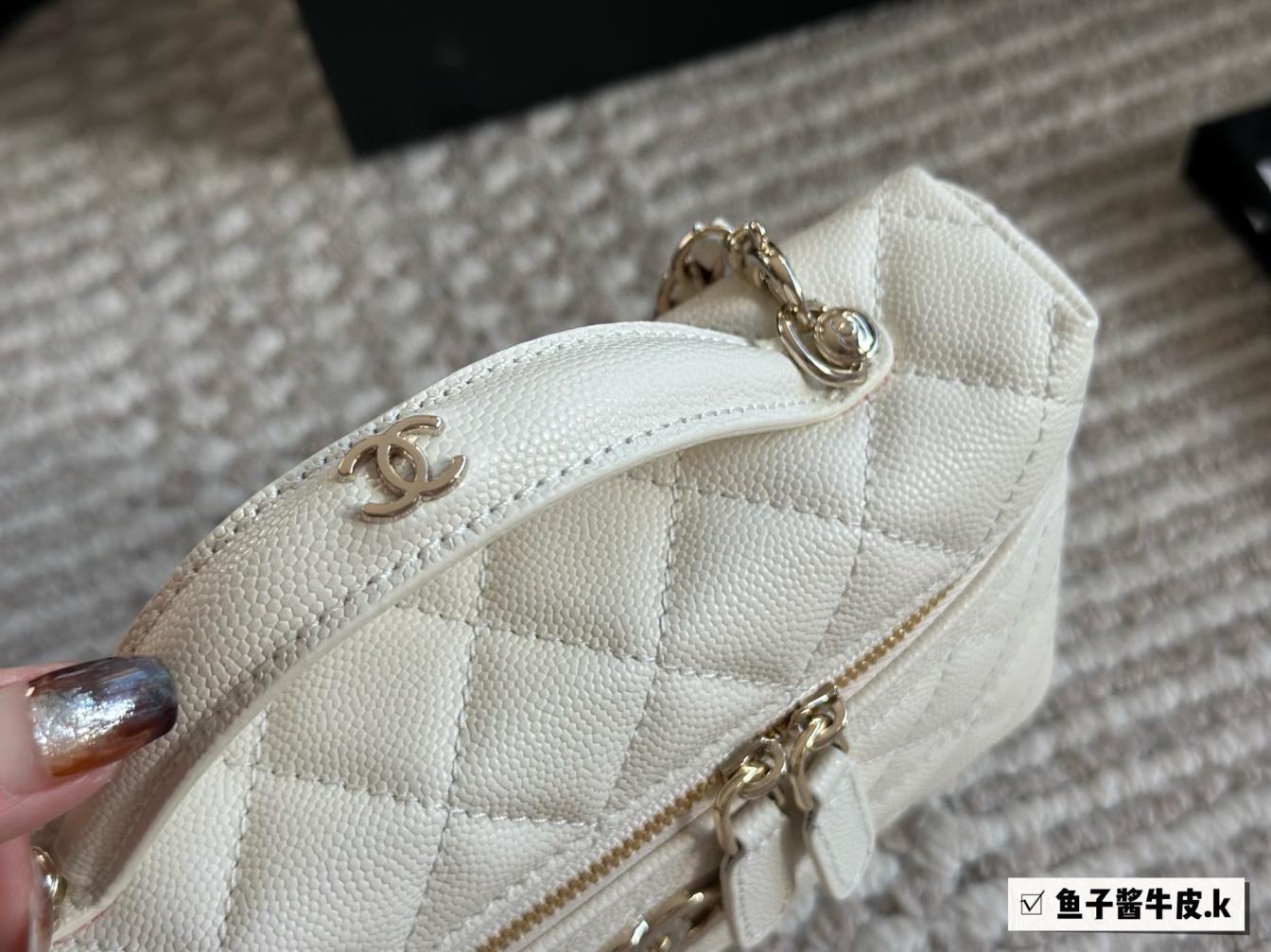 Chanel 25c Ip box bag