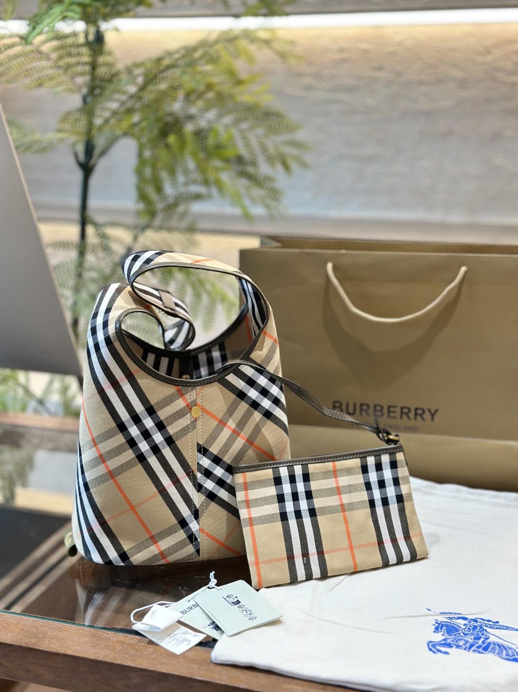 Burberry new cotton tote bag