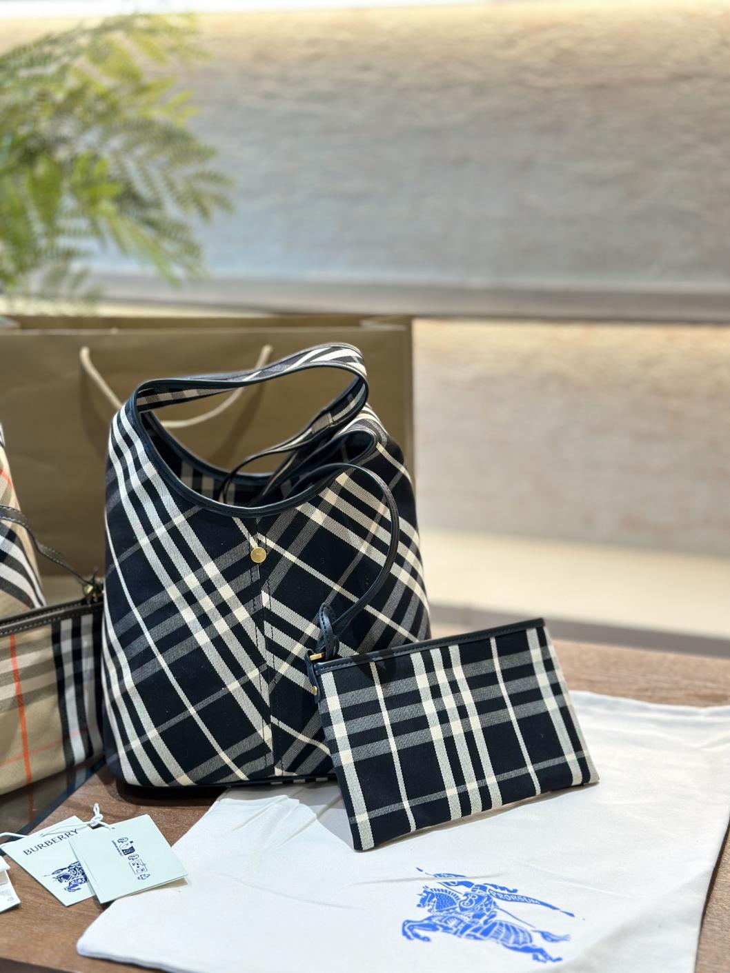 Burberry new cotton tote bag