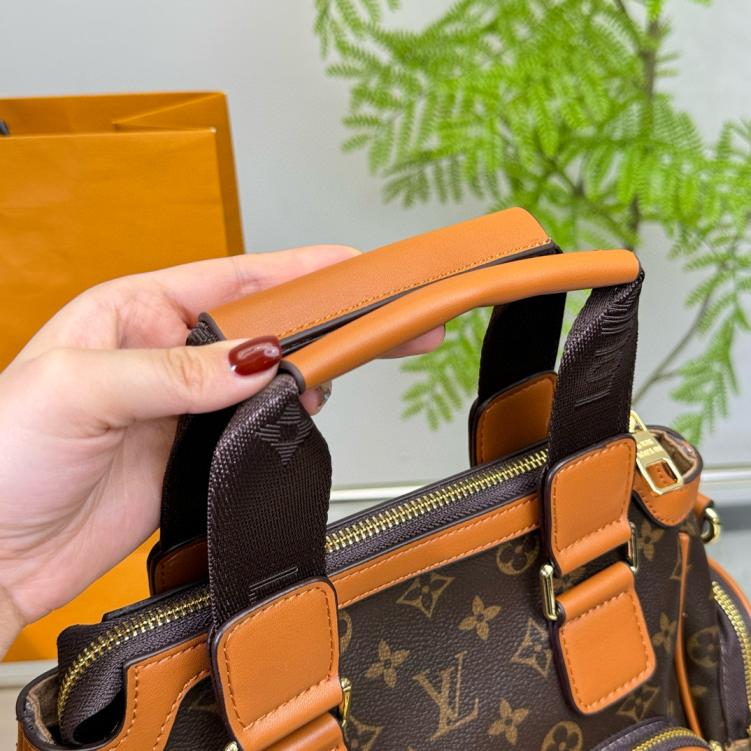 LV Louis vuitton handbag 135634