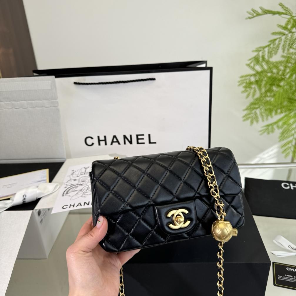 Chanel cf CC bag