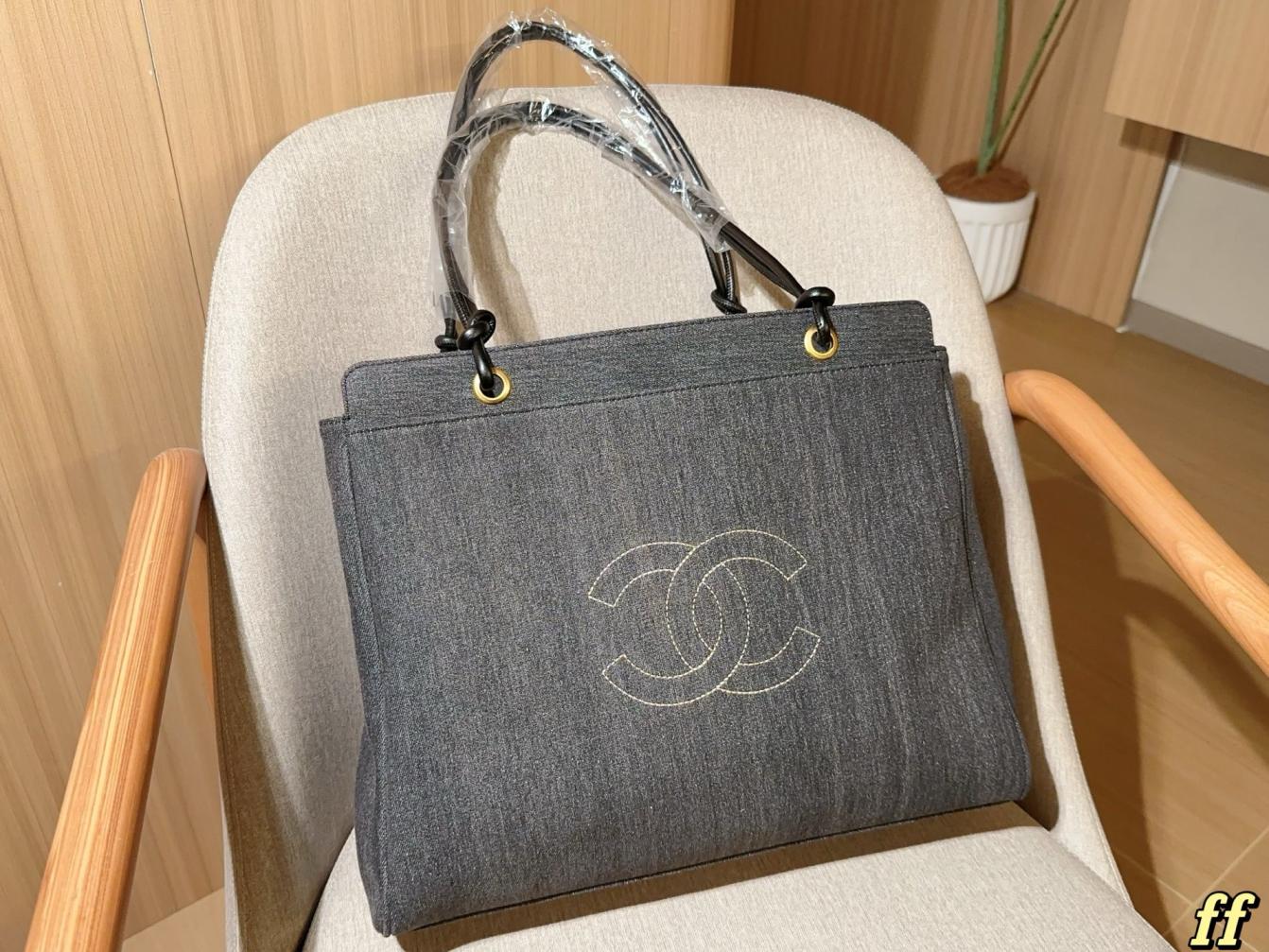 Chanel Denim Tote handbag